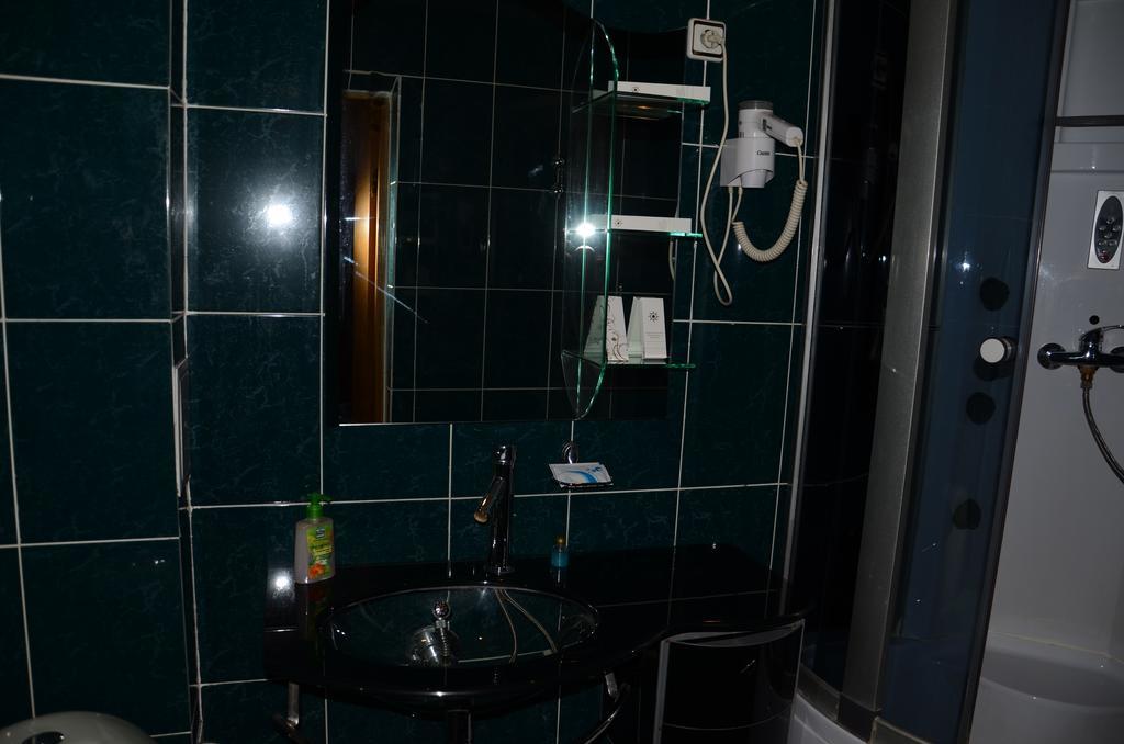 Saryarka Hotel Αστάνα Δωμάτιο φωτογραφία
