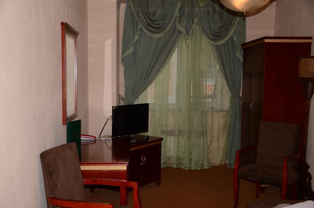 Saryarka Hotel Αστάνα Δωμάτιο φωτογραφία